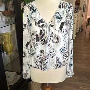 White House Black Market Floral Blouse | Size 6